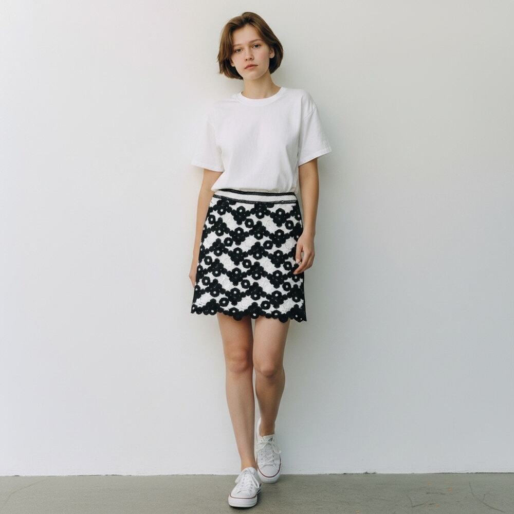 Avec Les Filles Floral Crochet Mini Skirt Black White Coquette Parisian XS/Small